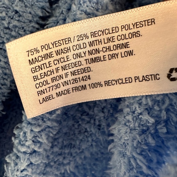 Wild Fable Cropped Blue Fuzzy Cardigan Size Small Faux Mother of Pearl Buttons - Picture 5 of 5